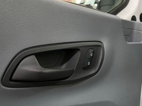 Used 2018 Ford Transit 350 148 High Roof Extended image 44