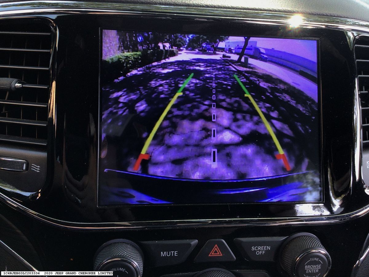 Used 2020 Jeep Grand Cherokee Limited w/ Premium Lighting Group RWD image 16