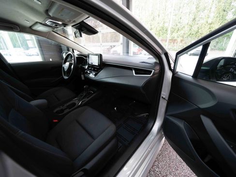 Used 2024 Toyota Corolla LE image 25