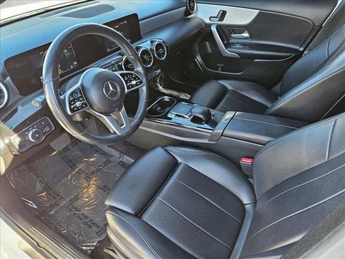 Used 2019 Mercedes-Benz A 220 4MATIC image 9