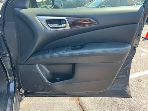 Used 2014 Nissan Pathfinder SL w/ SL Premium Package AWD/4WD image 34