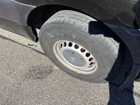 Used 2019 Mercedes-Benz Sprinter 2500 w/ Driver Convenience Package image 25