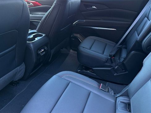 New 2026 Chevrolet Traverse Z71 image 12