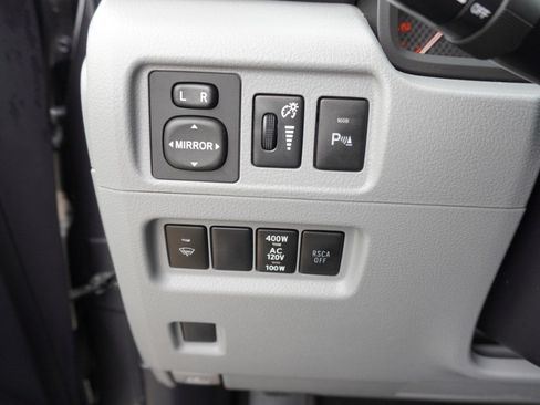 Used 2012 Toyota 4Runner SR5 w/ Premium Pkg AWD/4WD image 21