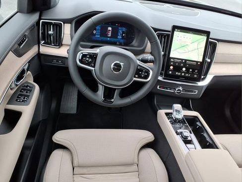 New 2026 Volvo XC90 T8 Ultra w/ Lounge Package AWD/4WD image 13