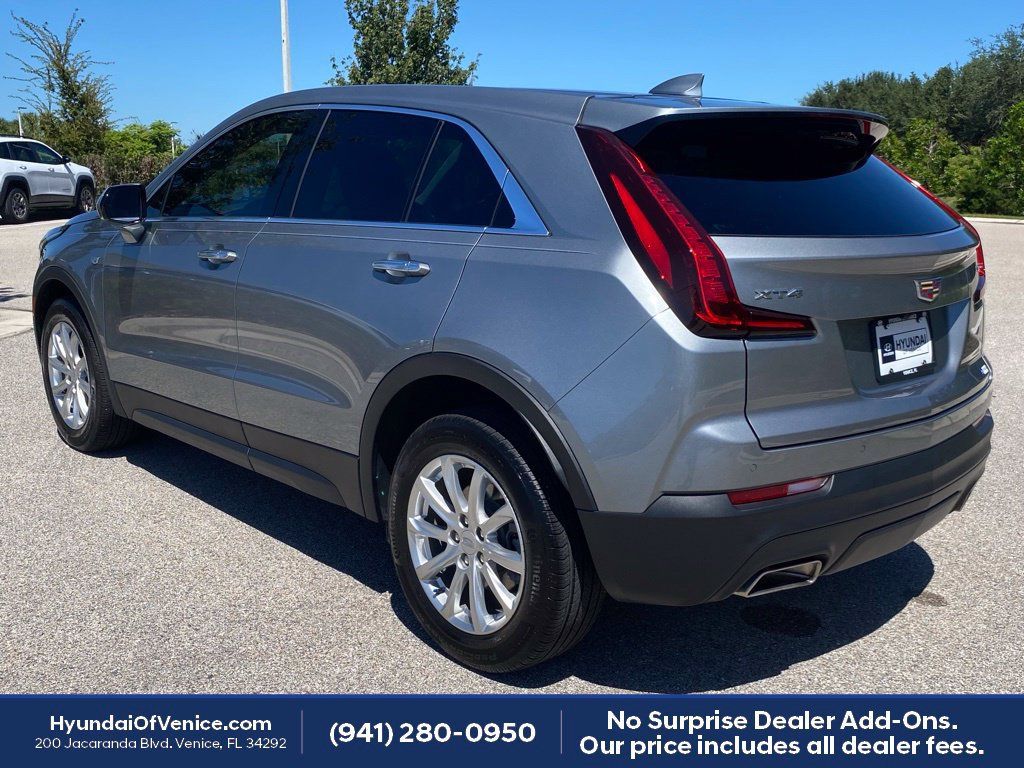 Used 2023 Cadillac XT4 Luxury FWD image 9