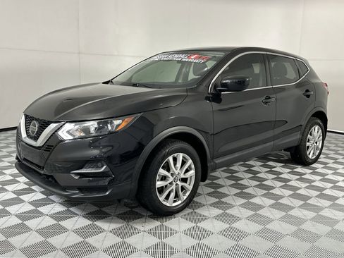 Used 2021 Nissan Rogue Sport S FWD image 4