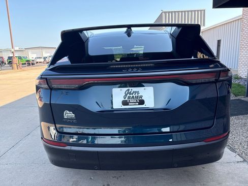 New 2025 Jeep Wagoneer S Limited image 10