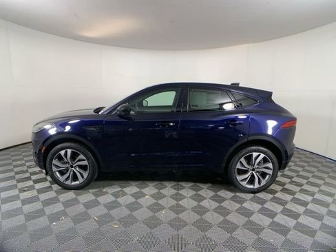 Certified 2024 Jaguar E-PACE R-Dynamic SE image 4