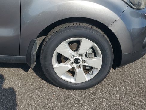 Used 2019 Kia Soul image 39