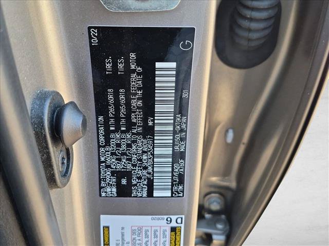 Used 2023 Lexus GX 460 Premium w/ Premium Package AWD/4WD image 26