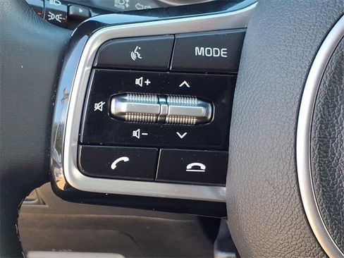 Used 2022 Kia Sorento EX image 26
