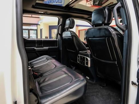 Used 2022 Ford F250 Platinum w/ FX4 Off-Road Package image 36