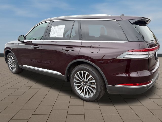 Used 2024 Lincoln Aviator AWD image 4