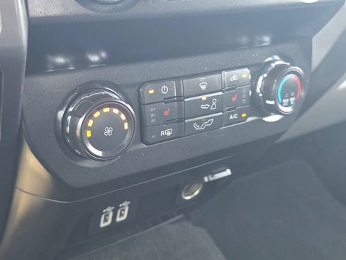 Used 2020 Ford F150 XLT AWD/4WD image 28