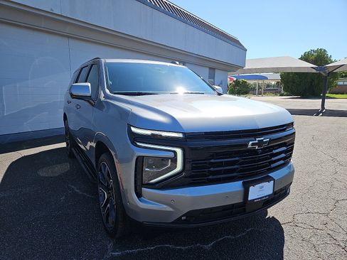 Used 2025 Chevrolet Tahoe RST w/ RST Capability Package AWD/4WD image 4