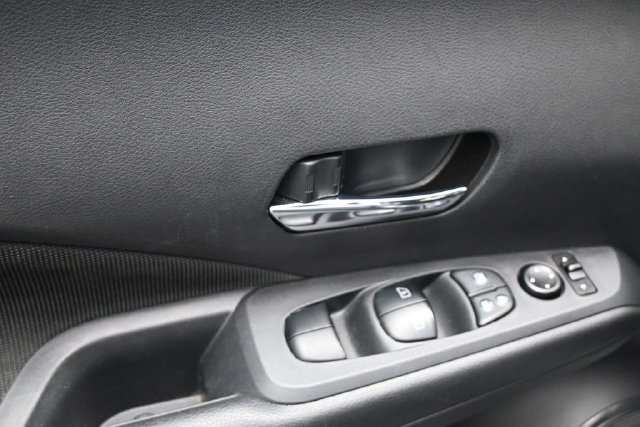 Used 2023 Nissan Kicks SV FWD image 26