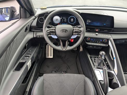 New 2025 Hyundai Elantra N image 15