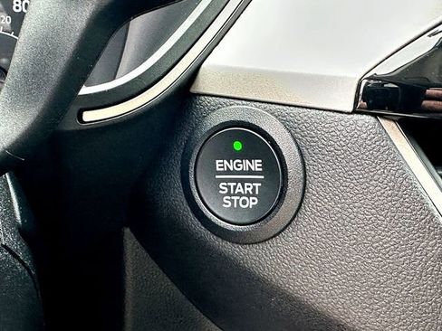 Used 2022 Ford Escape SE FWD image 16