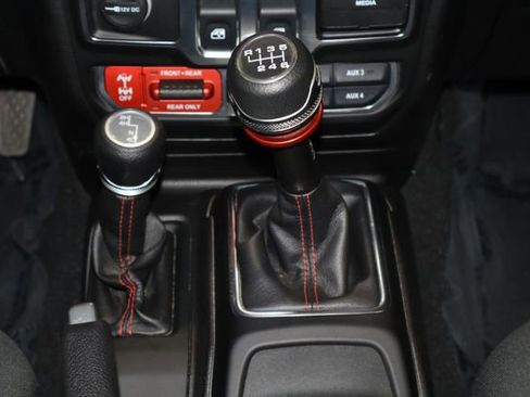 Used 2020 Jeep Wrangler Rubicon image 37