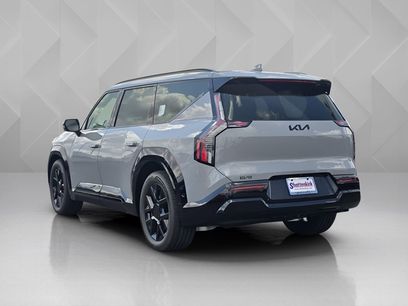 New 2026 Kia EV9 Land w/ Nightfall Edition Package