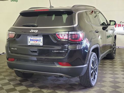 Used 2023 Jeep Compass Limited AWD/4WD image 3
