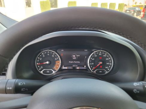 New 2023 Jeep Renegade Altitude image 17