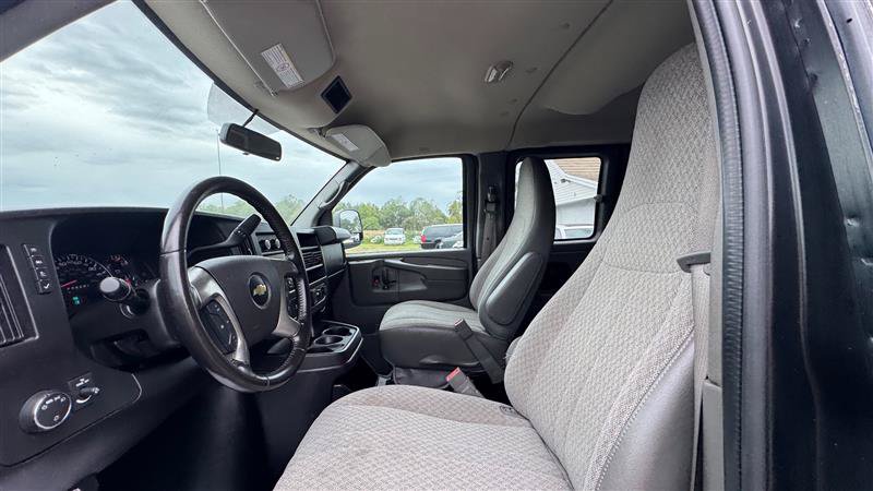 Used 2015 Chevrolet Express 2500 LS RWD image 32