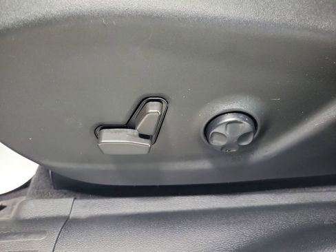 Used 2021 Jeep Cherokee Latitude Lux image 35