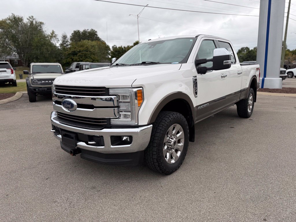 Used 2017 Ford F250 King Ranch w/ King Ranch Ultimate Package AWD/4WD image 3