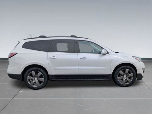 Used 2017 Chevrolet Traverse LT AWD/4WD image 7