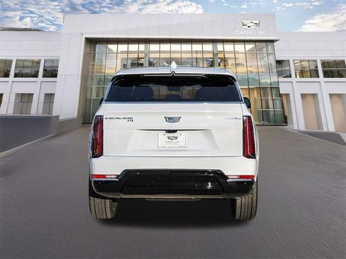 New 2025 Cadillac Escalade IQ Luxury 2 image 5