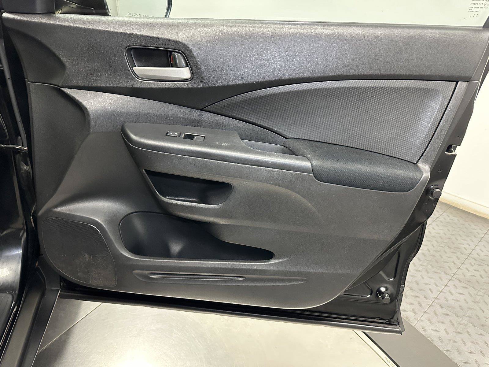Used 2013 Honda CR-V LX image 35