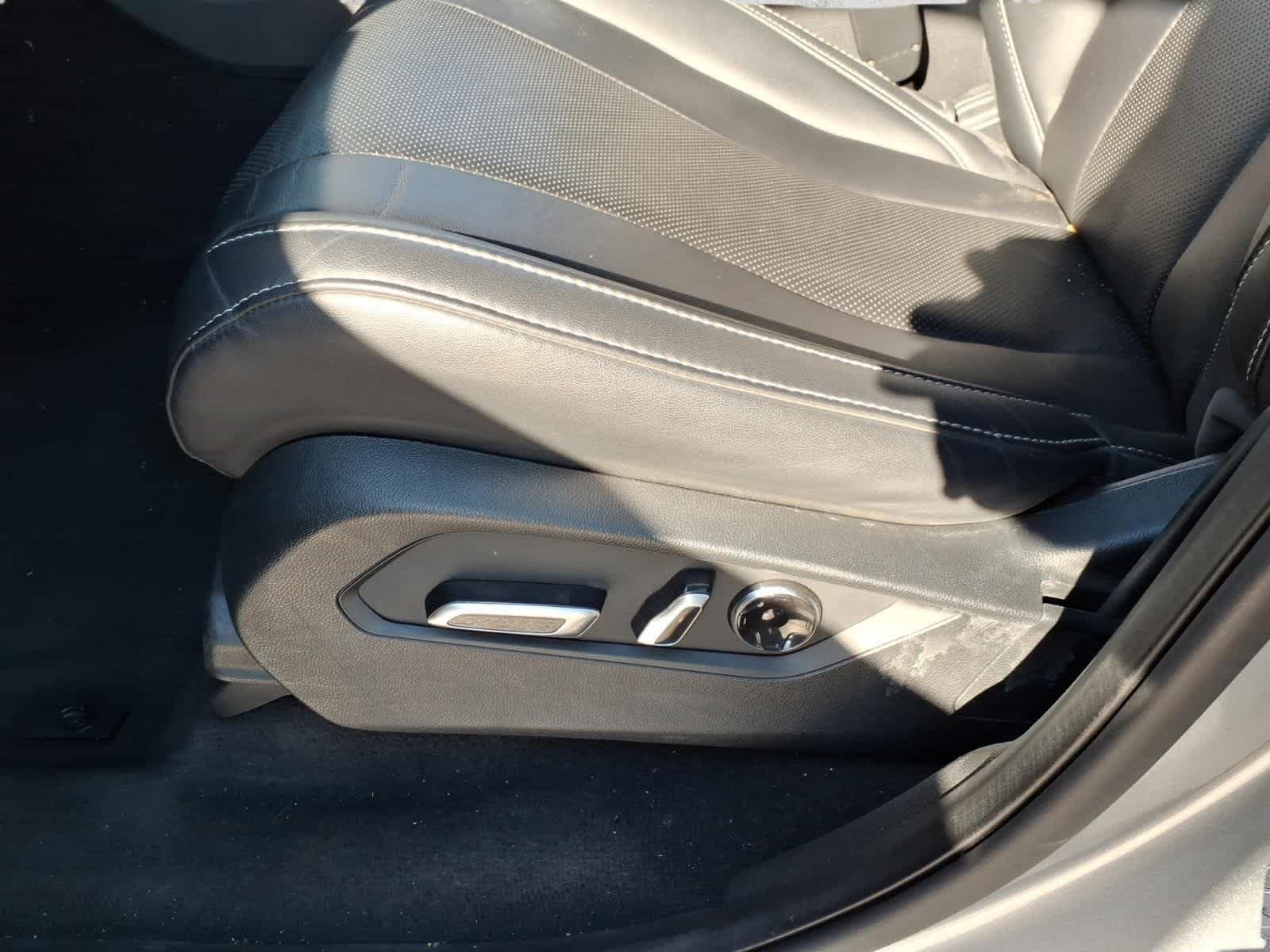 Used 2023 Acura MDX w/ Technology Package AWD/4WD image 14