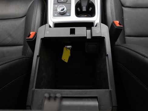 Used 2023 Ford Explorer Limited w/ Equipment Group 301A image 37