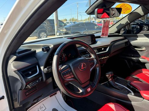 Used 2019 Lexus UX 200 F Sport image 8