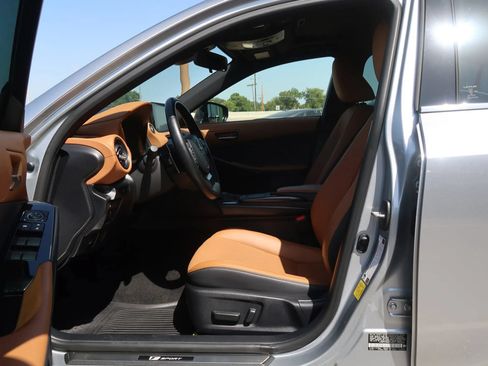 Used 2025 Lexus IS 300 F Sport AWD/4WD image 16