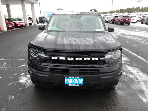 Used 2021 Ford Bronco Sport Outer Banks w/ Outer Banks Package (96D) image 8