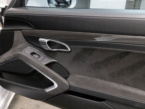 Used 2015 Porsche 911 GT3 image 24