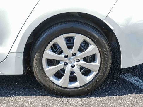 Used 2023 Toyota Corolla LE FWD image 13