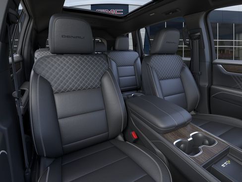New 2026 GMC Acadia Denali w/ Super Cruise Package FWD image 40