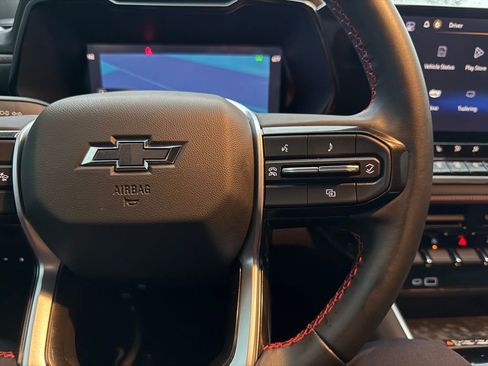 Used 2024 Chevrolet Colorado Z71 w/ Z71 Convenience Package 2 image 24