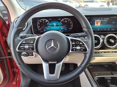 Used 2021 Mercedes-Benz GLA 250 4MATIC image 17