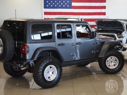 Used 2018 Jeep Wrangler Unlimited Rubicon image 34