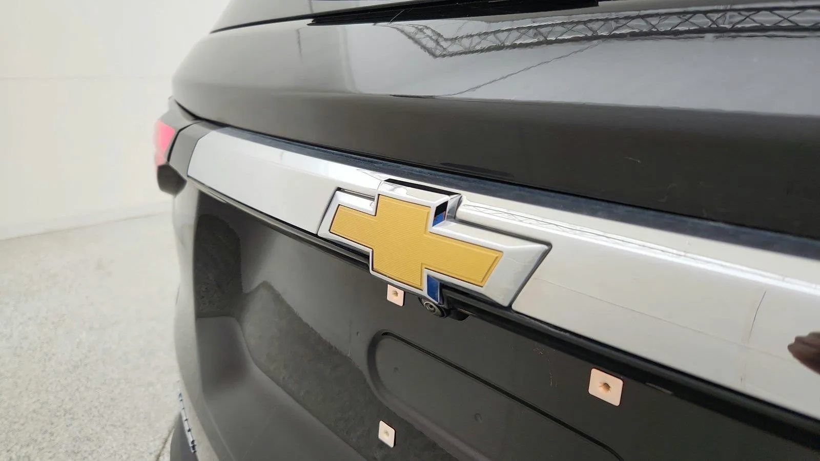 Used 2023 Chevrolet Traverse LT FWD image 15
