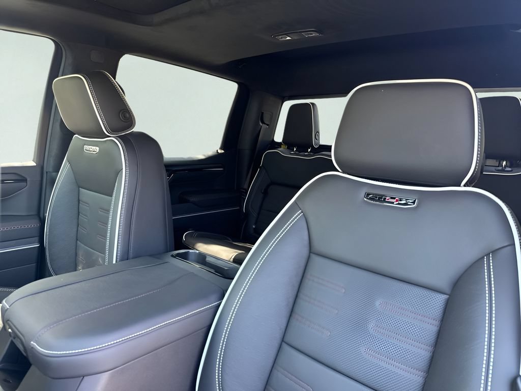 New 2026 GMC Sierra 1500 AT4X AWD/4WD image 10