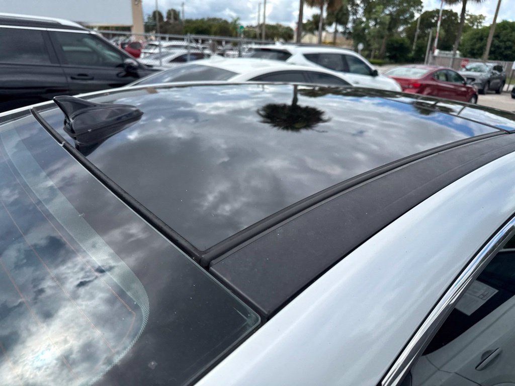 Used 2016 Hyundai Sonata Limited w/ Option Group 05 FWD image 24