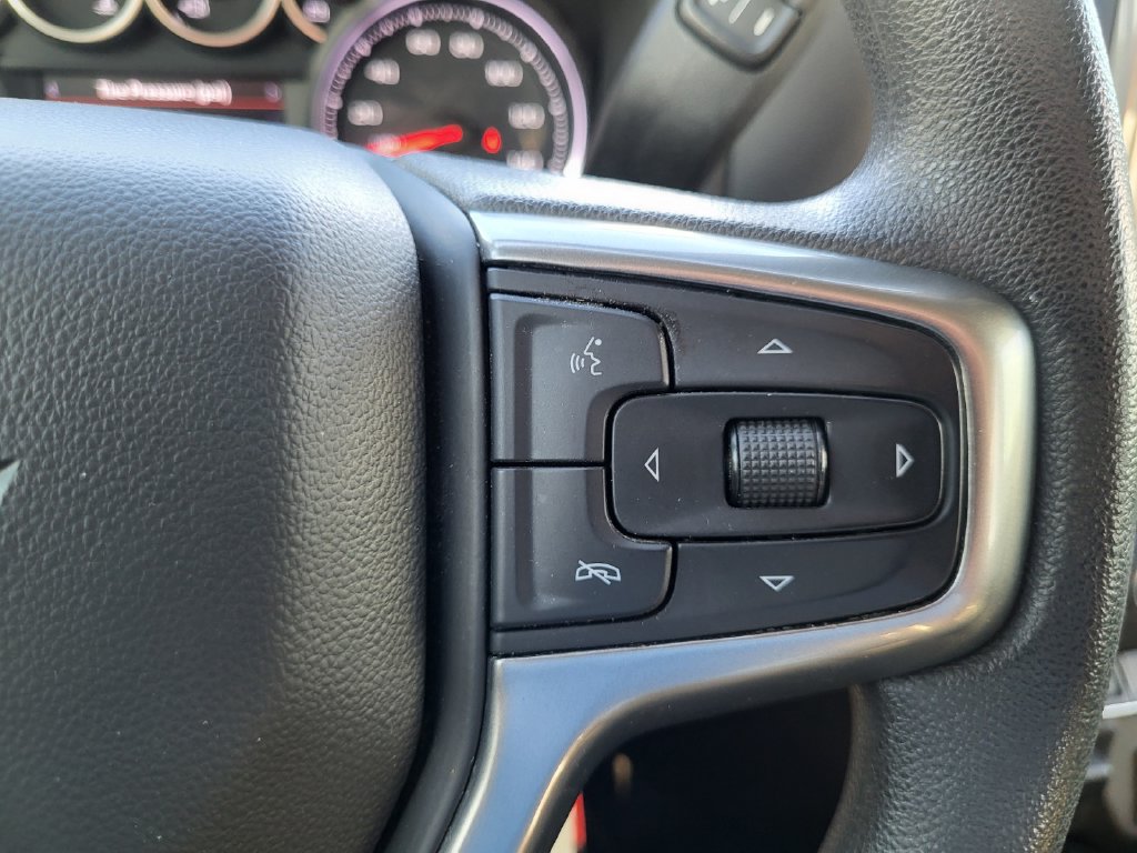 Used 2022 Chevrolet Silverado 1500 Custom Trail Boss w/ Safety Confidence Package AWD/4WD image 17