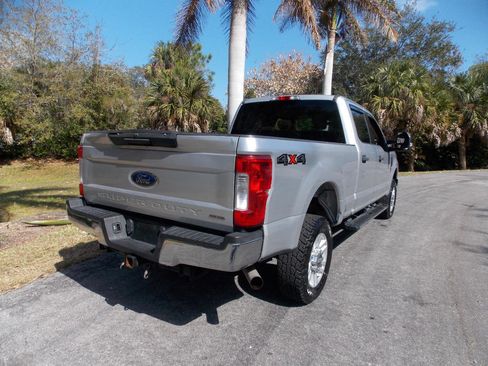Used 2018 Ford F250 XLT image 7