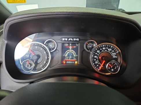 Used 2022 RAM 2500 Tradesman AWD/4WD image 22